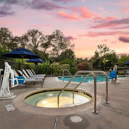 Best Western Plus Heritage Inn Benicia Bagian luar foto
